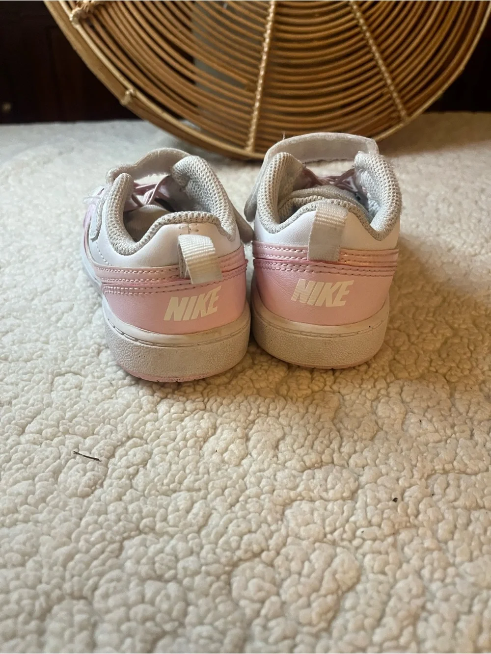 Nike Kids Pink and White Velcro Low-Top Sneakers